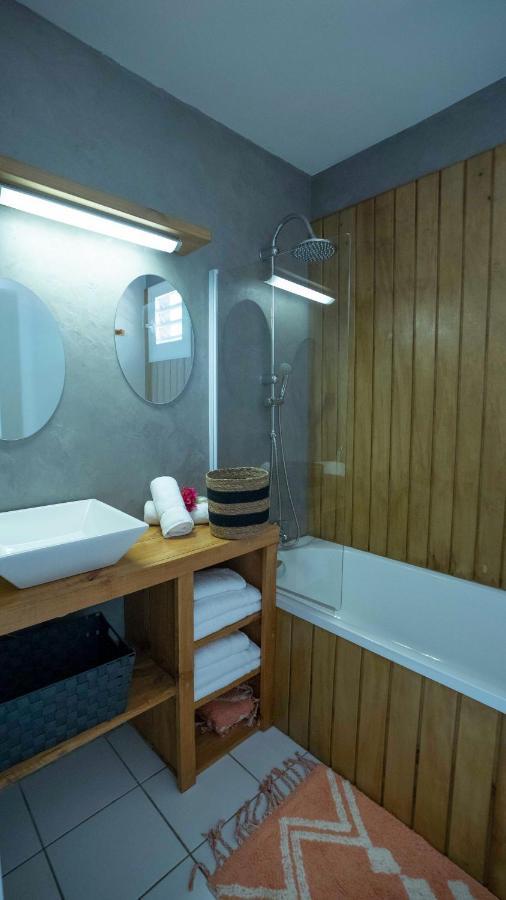 Villa Nomilou Beach Avec Acces Direct Plage Сен Франсоа Екстериор снимка