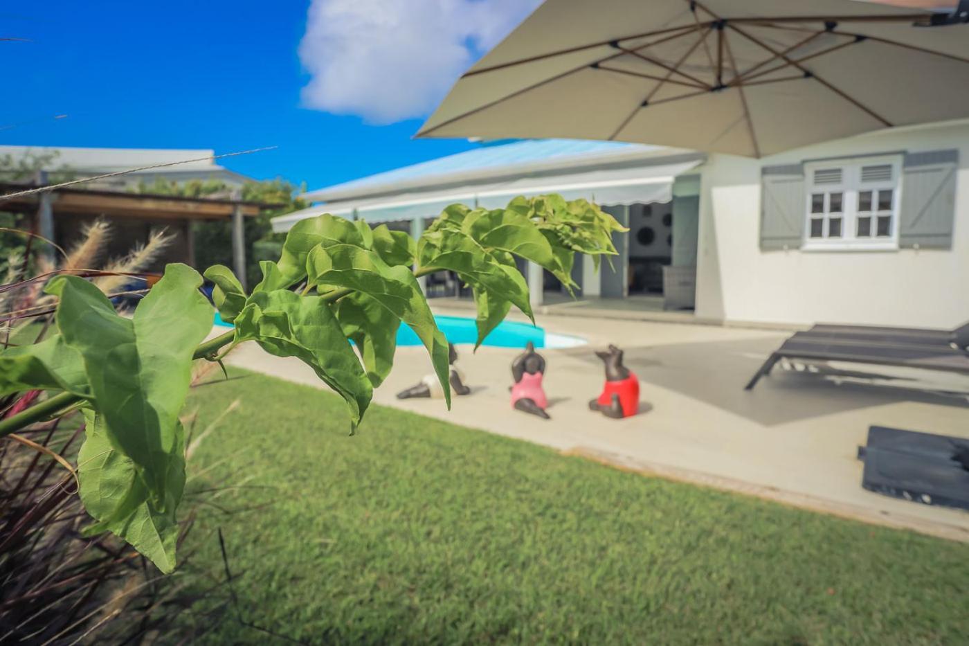Villa Nomilou Beach Avec Acces Direct Plage Сен Франсоа Екстериор снимка